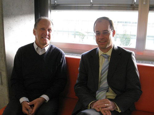 Bertram Batlogg (left) with Henning Sirringhaus